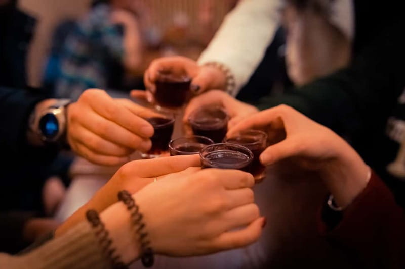 Krakow: 6-Course Full Polish Food Tour with Vodka Tasting - The Guide Experience: Stories From Dale, Alex, and Kamil