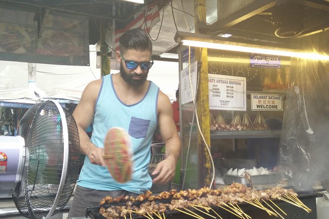 Kuala Lumpur Food Tour Through Chow Kit - Meet at Chow Kit Monorail: Logistics That Keep It Stress-Free
