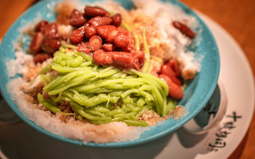 Kuala Lumpur: Nightlife Street Food Tour with 6 Tastings - MRT train ride: moving like a local (without overthinking it)