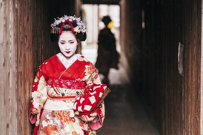 Kyoto Evening Gion Food Tour Including Kaiseki Dinner - Kyoto at 5:00 pm: Kamogawa to Gion with your questions answered