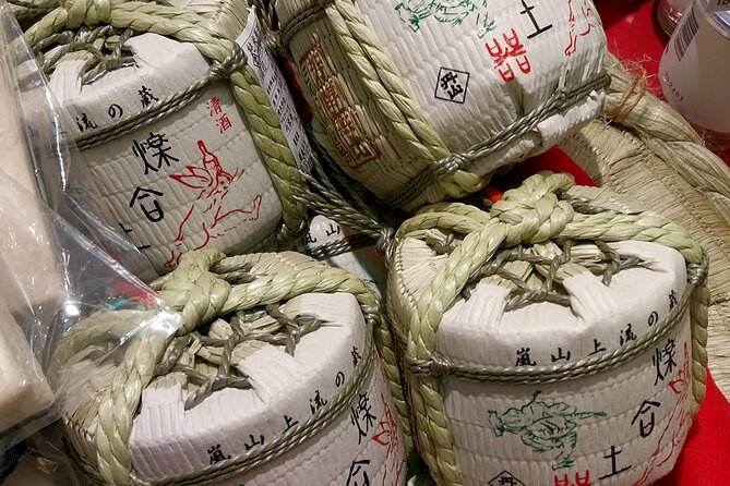 Kyoto Food Tour of 10 Tastings with Wagyu, Mochi & More Surprises - Stop 4: walking the Kyoto postcard route—Pontocho and the Kamo River