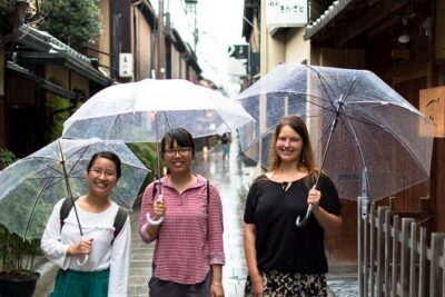 Kyoto Foodie Night Tour - Nishiki Market snack sprint: 2–3 family shops in about 25 minutes