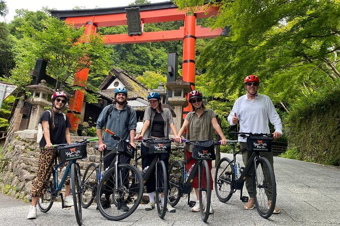 Kyoto: Gion & Pontocho Food Tour with 13 Dishes - Pontocho Finale: Beer or Cocktail and One More Food Stop