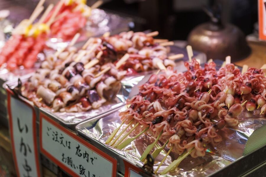 Kyoto: Local Food Tasting Tour at the Nishiki Market - A Ten-Minute Detour: The Off-the-Map Stop That Breaks the Pattern