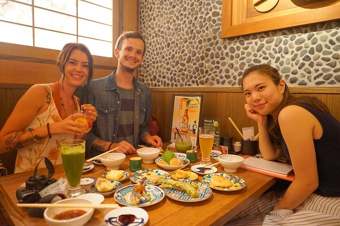 Kyoto Night Foodie Tour in Gion (9+ dishes + 6 Sake tastings) - Quick things to know before you go