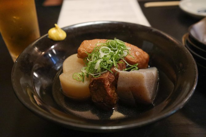Kyoto Night Foodie Tour in Gion (9+ dishes + 6 Sake tastings) - Kawaramachidori standing-bar sake: tasting with less formality