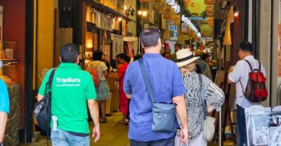 Kyoto: Nishiki Market and Depachika Food Tour with a Local - Daimaru Kyoto depachika: the basement that runs the show