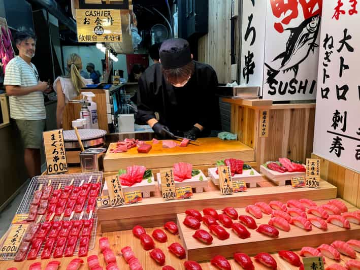 Kyoto: Nishiki Market Tour with a Local Foodie & Tastings - Where the tour earns its place: Nishiki-Tenmangū first