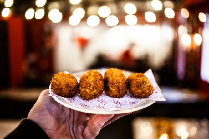 La Barceloneta Tapas & Wine & Drinks Tour in Barcelona - Quick key points before you go