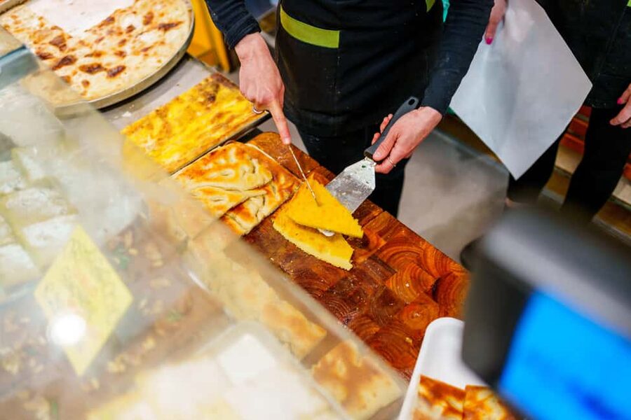 La Spezia: Taste Cinque Terre on a Full Meal Food Tour - Walking it off: how the 3-hour flow works in the real world