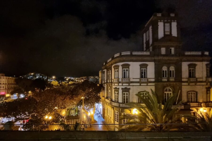 Las Palmas: Tapas and Drinks in the Beauty of the Old City - Your Guide and the Stories Behind Each Plate