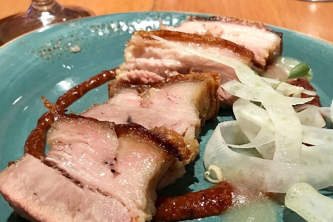 Las Vegas: The Strip's Celebrity Chefs Tour or Downtown Food Tour - How the guide storytelling works (Sahar, Jeff, Amanda, and more)