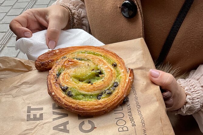 Latin Quarter Pastries & Chocolate Food Tasting Tour - Logistics you should know before you show up