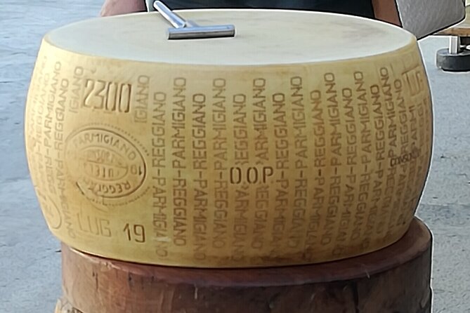 Laura's Private Parma Food Tour with Pick Up (no bus) - Sampling, lunch, and why the day feels like food education