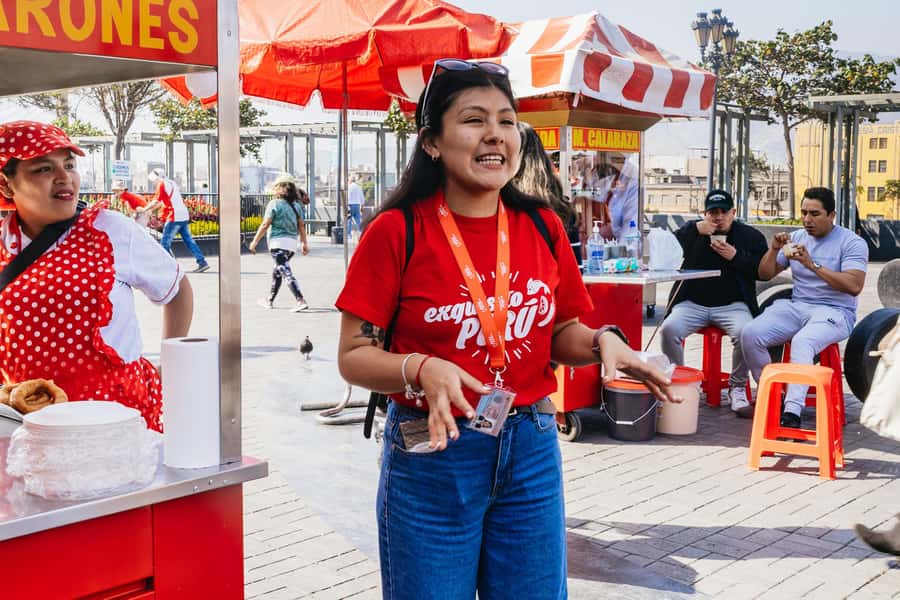 Lima: Historic Center Street Food, Market, and Eateries Tour - Starting at Gran Hotel Bolívar and Getting Your Bearings Fast
