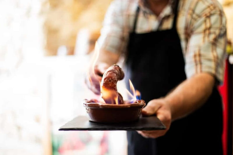 Lisbon: Food Tasting Tour by Tuk Tuk with 2 Stops - Key takeaways before you book