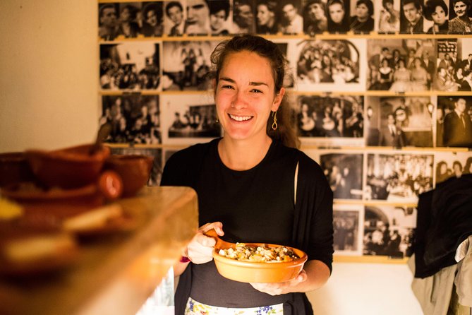 Lisbon Food Tour with 3 Stops and Fado Show Performance - Where you meet and how the walk really works