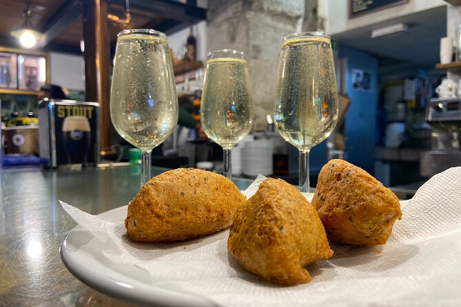 Lisbon Foodies Small-Group Walking Tour - How the guide turns food into trip-long recommendations
