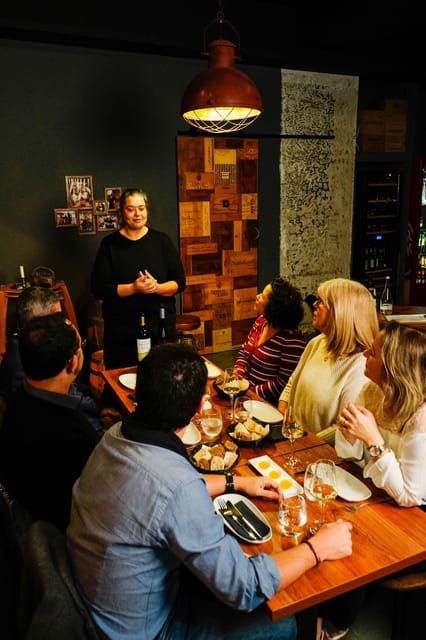 Lisbon: Premium Wine and Tapas Tasting Session - The pairing rhythm: how the host keeps the table in the groove