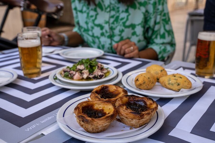 Lisbon: Segway Food Tour of Alfama and Old Town Lisbon - Santa Engracia and Senhora do Monte: when the views do the talking