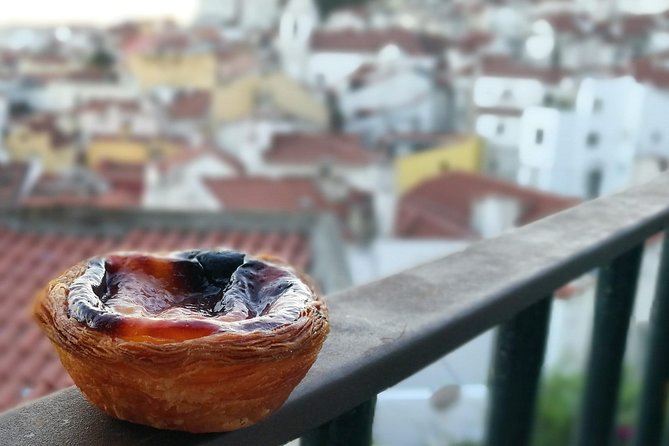 Lisbon Small-Group Food Tour with 18 Tastings in Alfama District - What kind of traveler should book this?