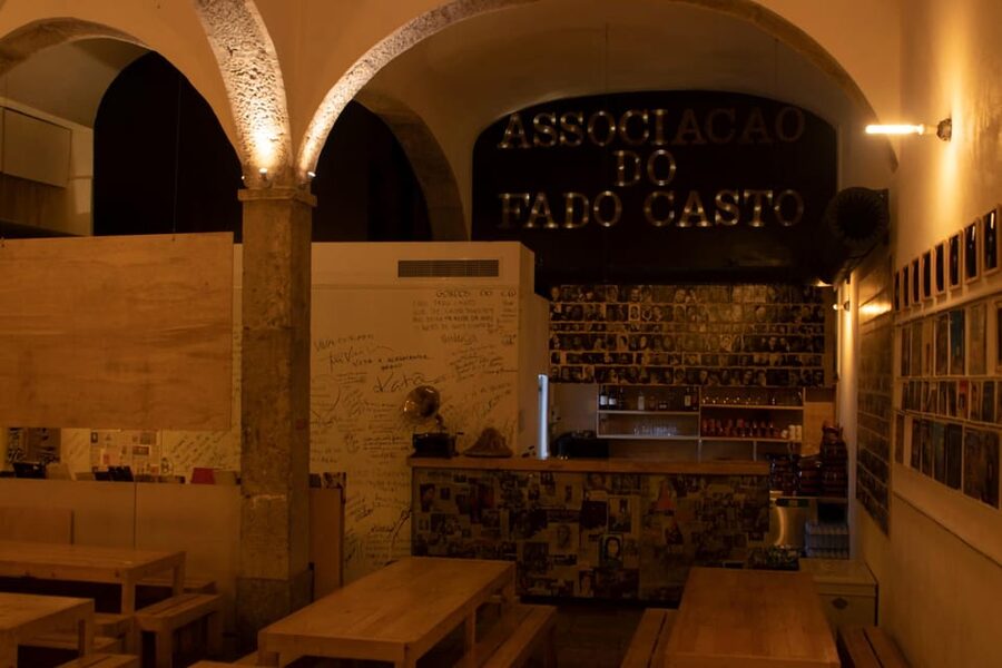 Lisbon: Tapas & Drinks with Fado Live Performance - Who this suits best (and who might prefer another night)