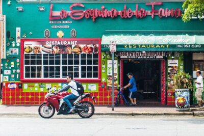 Little Havana Food Tour: Discover Iconic Cuban Cuisine in Miami - Maximo Gomez Domino Park and Cuban Memorial Boulevard stops