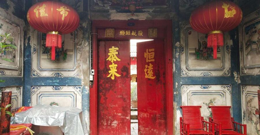 Local Life, Culture & Food Walking Tour at Chinatown - Key highlights