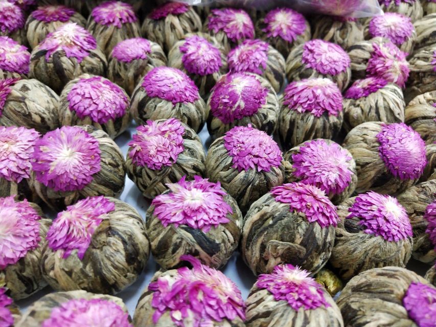 Local Life, Culture & Food Walking Tour at Chinatown - Price and Value: Why $75 Can Be Fair in Chinatown