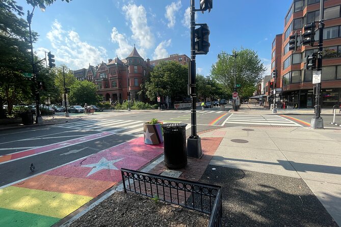 Local Neighborhood Washington DC Food Tour by DrinkEatWalk Tours - Hank’s Oyster Bar at Dupont Circle: coastal DC roots on a happy-hour schedule