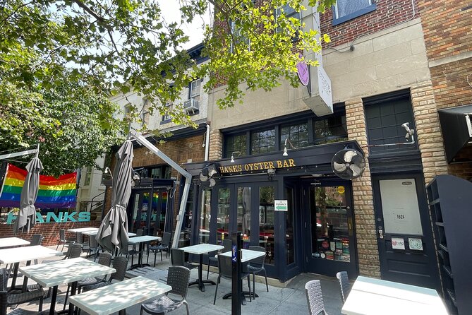 Local Neighborhood Washington DC Food Tour by DrinkEatWalk Tours - Henry’s Soul Cafe and the 5-minute sweet stop for U Street context