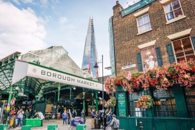London Borough Market & London Bridge Food Tour - How the small group format keeps you eating (not waiting)