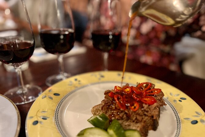 London Soho Food Tour with 7+ Tastings of Delicious Hidden Gems - What You’ll Eat and Drink: The Tastings That Make the Walk Work