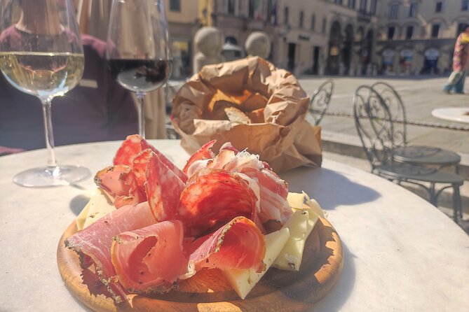 Lucca’s Ultimate Food Tour: Full Tuscan Meal by Do Eat Better - Stop 3: Piazza San Michele cold cuts and red wine