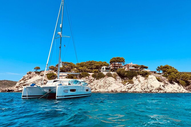Luxury Catamaran sailing with welcome Drinks Tapas Max10-12Person - Daytime 4 hours vs sunset 2 hours: pick the one that matches your mood