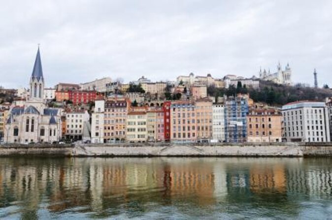 Lyon Old Town Food Tour with Local Specialties Tasting & Lunch - Key things to know before you go