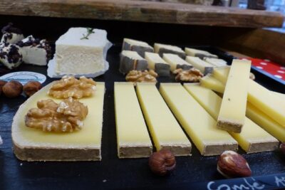 Lyon Old Town Food Tour with Local Specialties Tasting & Lunch - The tasting lineup you can actually plan around
