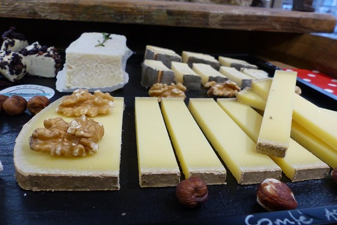 Lyon Old Town Food Tour with Local Specialties Tasting & Lunch - The tasting lineup you can actually plan around