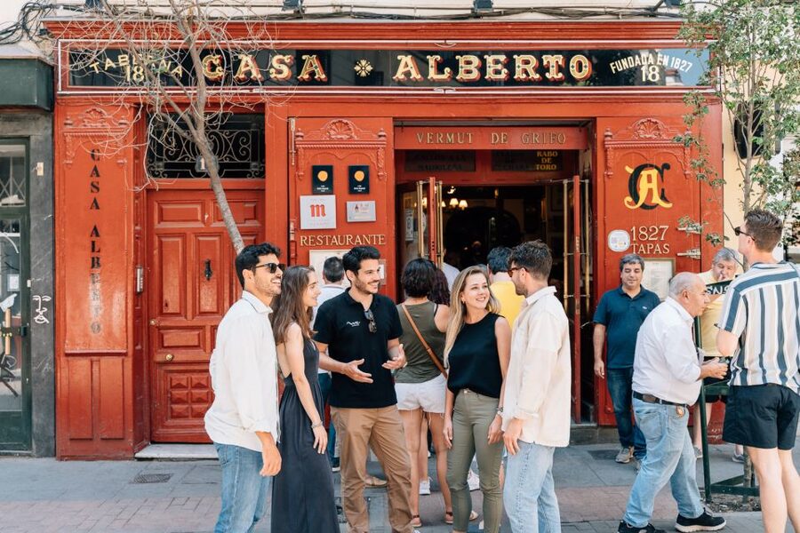 Madrid: Flamenco Show with Tapas and Wine Tour - Small-group energy: guides make or break it