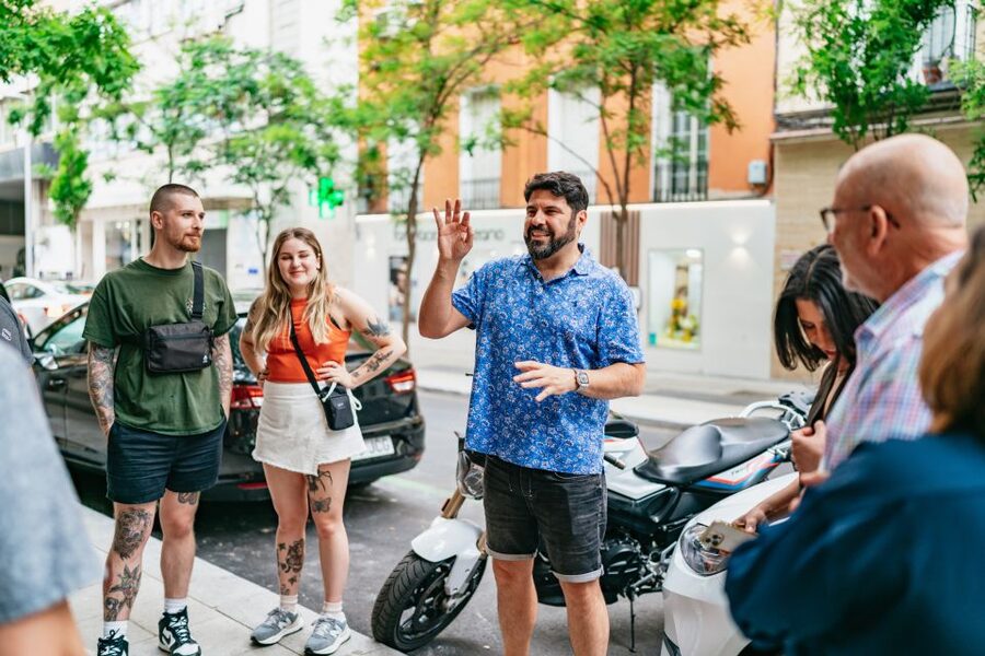 Madrid: Food & Wine Tour with 10 Tapas & 4 Drinks Included - Drinks included: 4 house drinks, different styles, one smart pairing trick