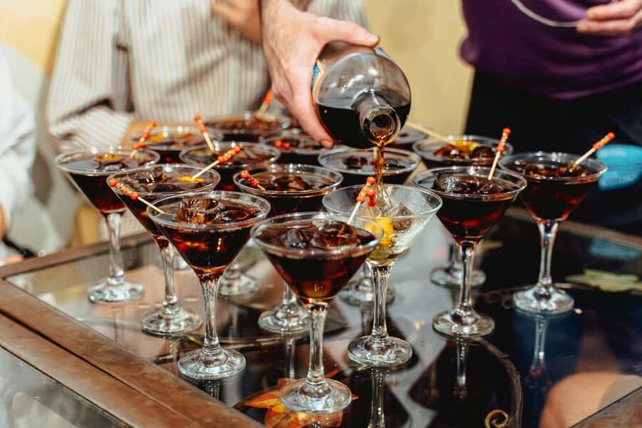Madrid: Guided Food Tour with Tapas Tastings and Drinks - La Latina: the neighborhood where tapas culture feels real