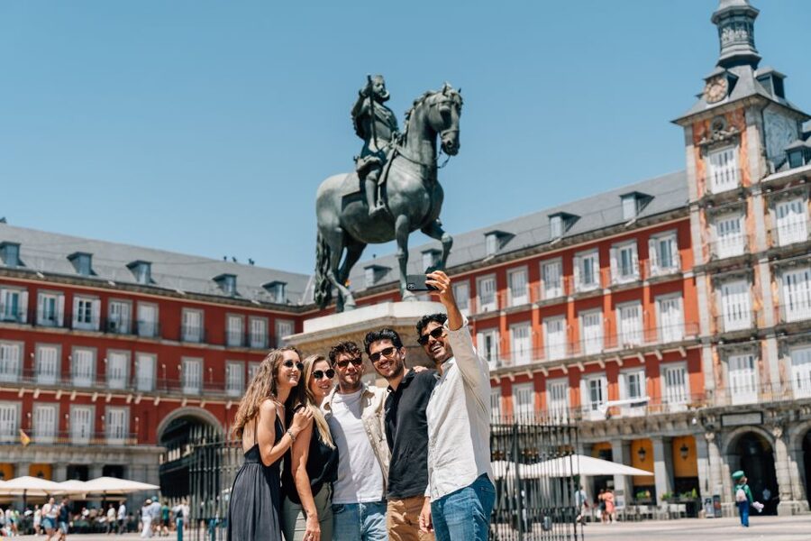 Madrid: Guided Tapas and Wine Tour with Rooftop Views - Plaza de Santa Ana and Spanish Theater area: the terrace mood builds