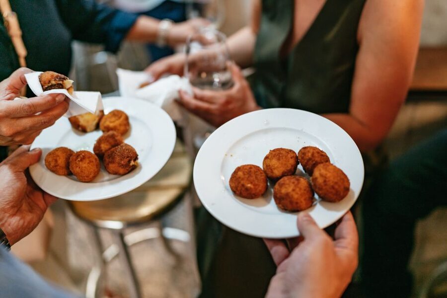 Madrid: Guided Tapas Tour with Tastings and Drinks - The one small watch-out: water and how to handle it