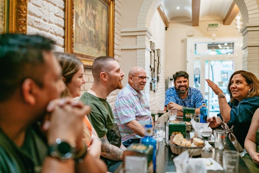 Madrid: Guided Tapas Tour with Tastings and Drinks - Meeting at Alonso Cano: easy start, simple flow