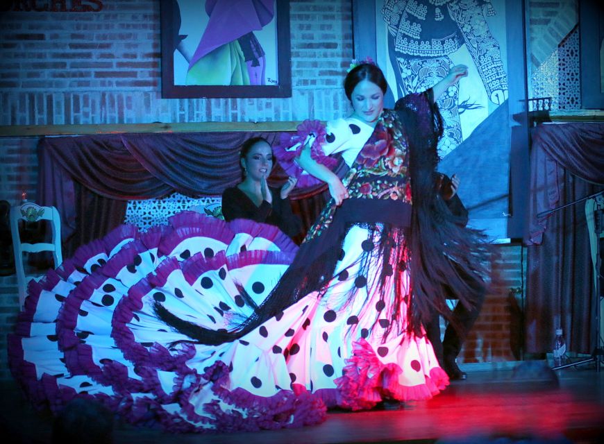Madrid: Los Porches Flamenco Show with Tapas and Wine Ticket - What Happens in the 2 Hours: Singing, Dance, and Live Music