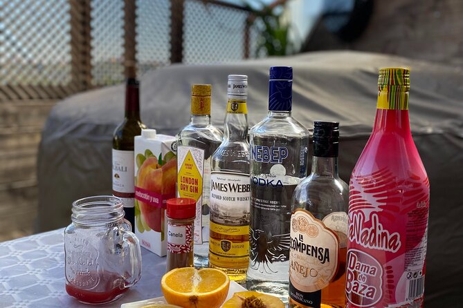 Madrid: Paella & Sangria Classes- Seafood, Chicken & Vegan option - First step: traditional sangria from scratch