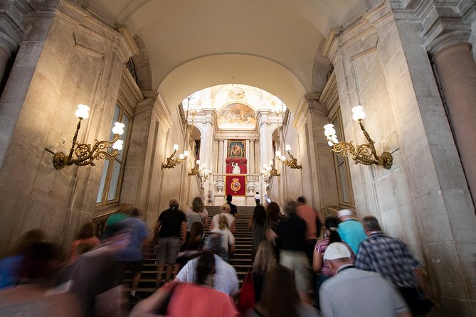 Madrid: Royal Palace Expert Guided Tour with Optional Tapas - Royal Palace in 2 hours: what you’re signing up for