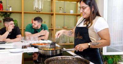Madrid: Tapas & Paella Cooking Class with Expert Chef - Inside the kitchen: a setup that keeps everyone cooking