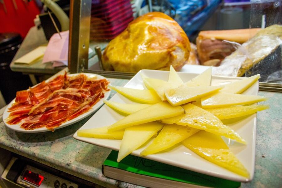 Madrid: Tapas & Wine Tasting Tour with Local Guide - Price and value check: is $91 a smart deal?