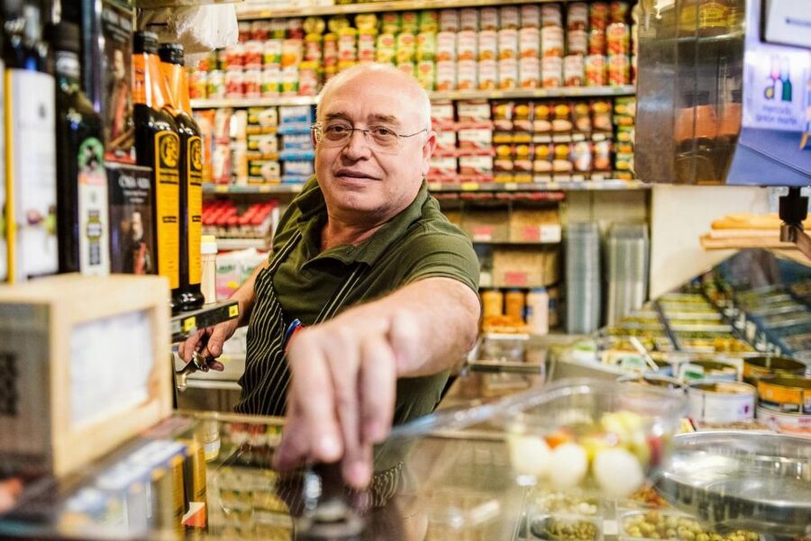 Madrid: Ultimate Food Tour of Local Markets & Tapas - MOEGA Empanadas y Pan Gallego: Bread You’ll Remember